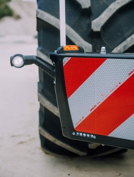 tagfahrlicht-blinker-traktor-bumper-led-verlichting